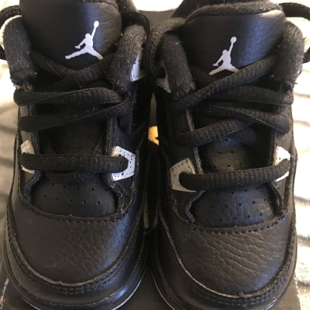 Jordan 4 Retro
